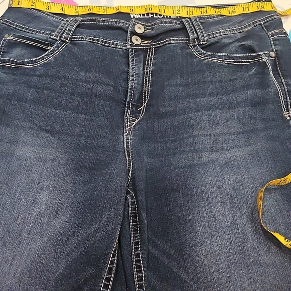 Wildflowers Women's Blue Jeans Size 18 Long - Picture 4 of 12